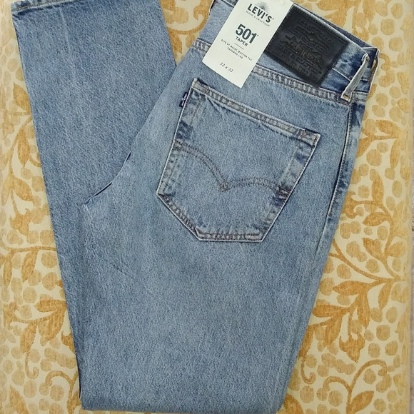levi's 501 taper jeans